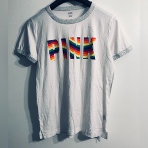 Pink Women’s crewneck Top Rainbow pink logo pull over short sleeves white. M